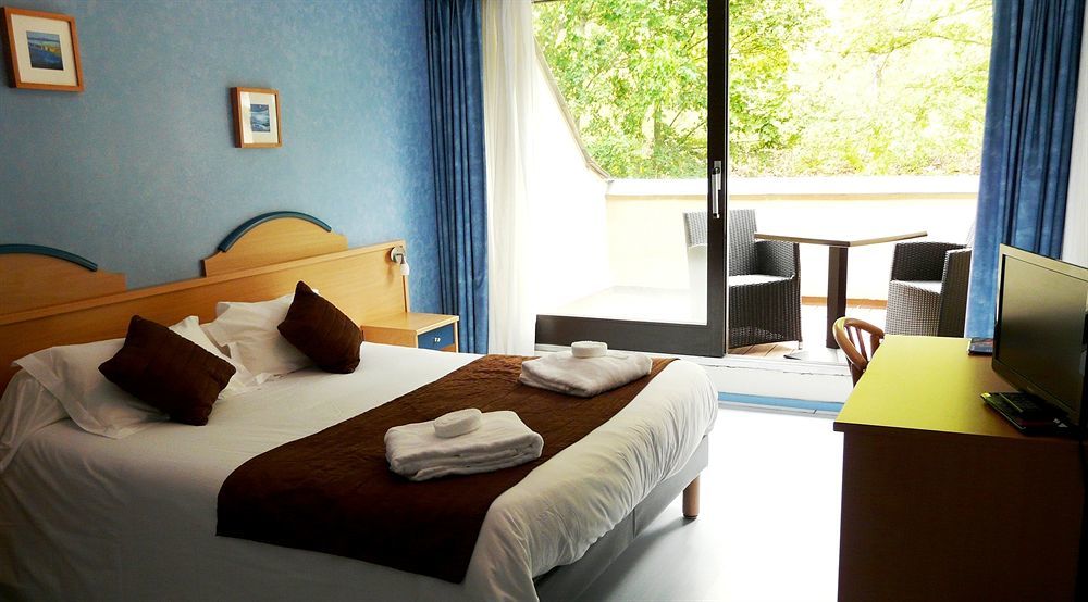 שוד-אג Brit Hotel Du Ban מראה חיצוני תמונה