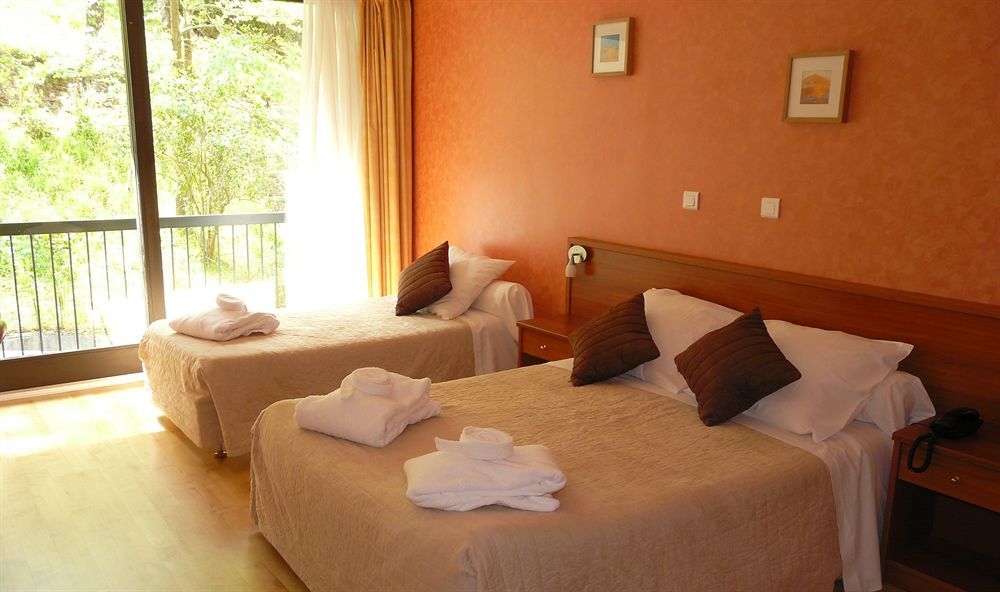 שוד-אג Brit Hotel Du Ban מראה חיצוני תמונה